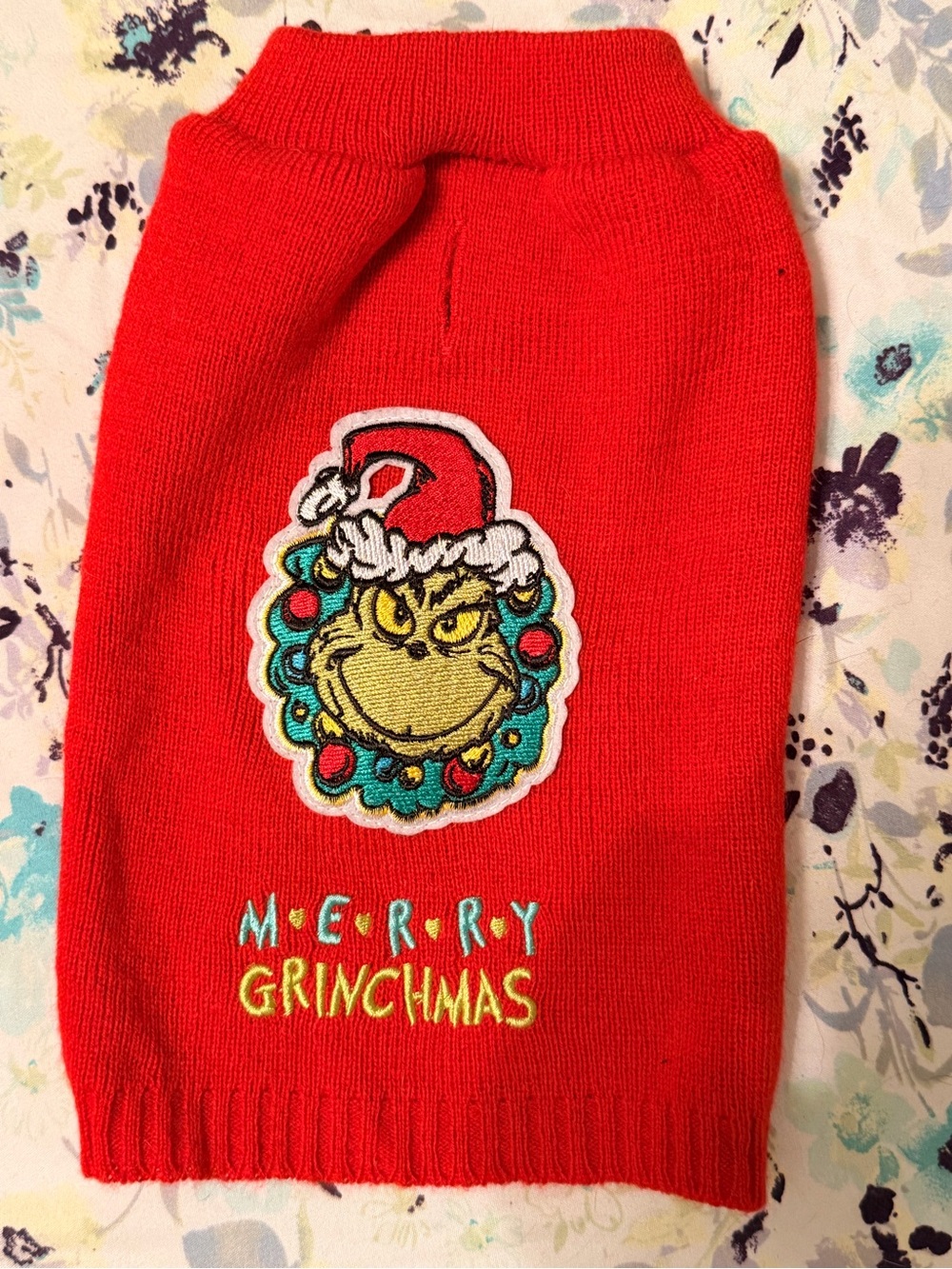 New with out tags The Grinch Dr. Seuss The Grinch Holiday Merry Grinchmas Sweate